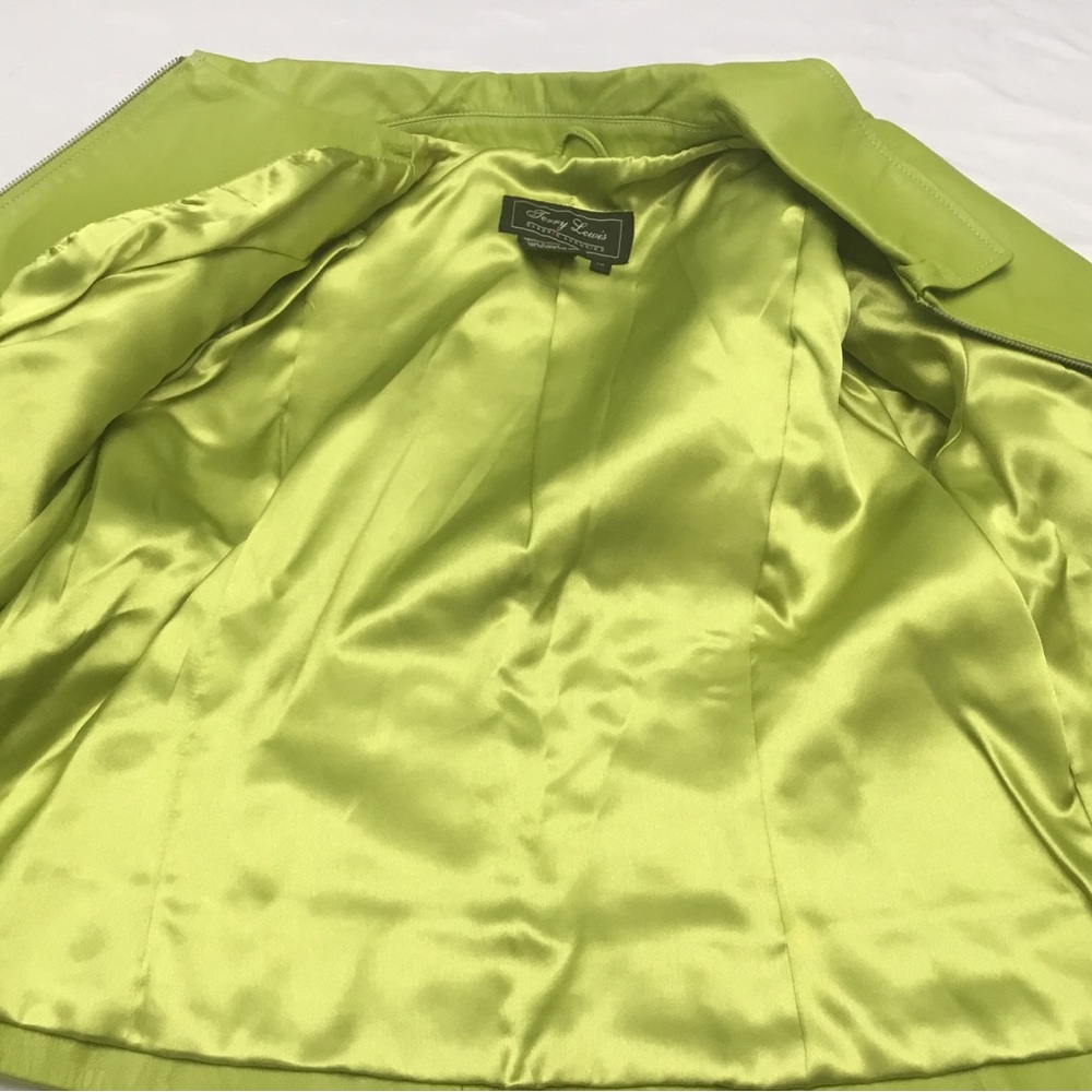 TERRY LEWIS Green Leather Cropped Jacket with Zipper - Picture 9 of 16